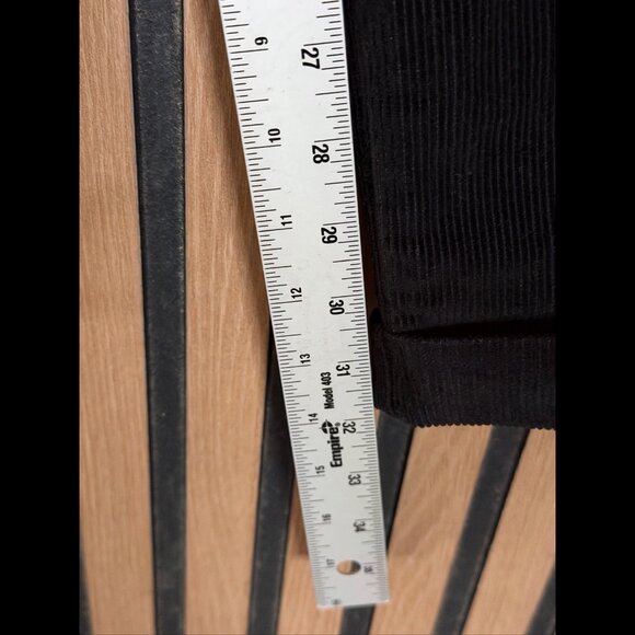 New Dockers Pants 34 x 32 Mens Black Corduroy Cuffed Classic Fit Recode Crushed - Picture 5 of 10